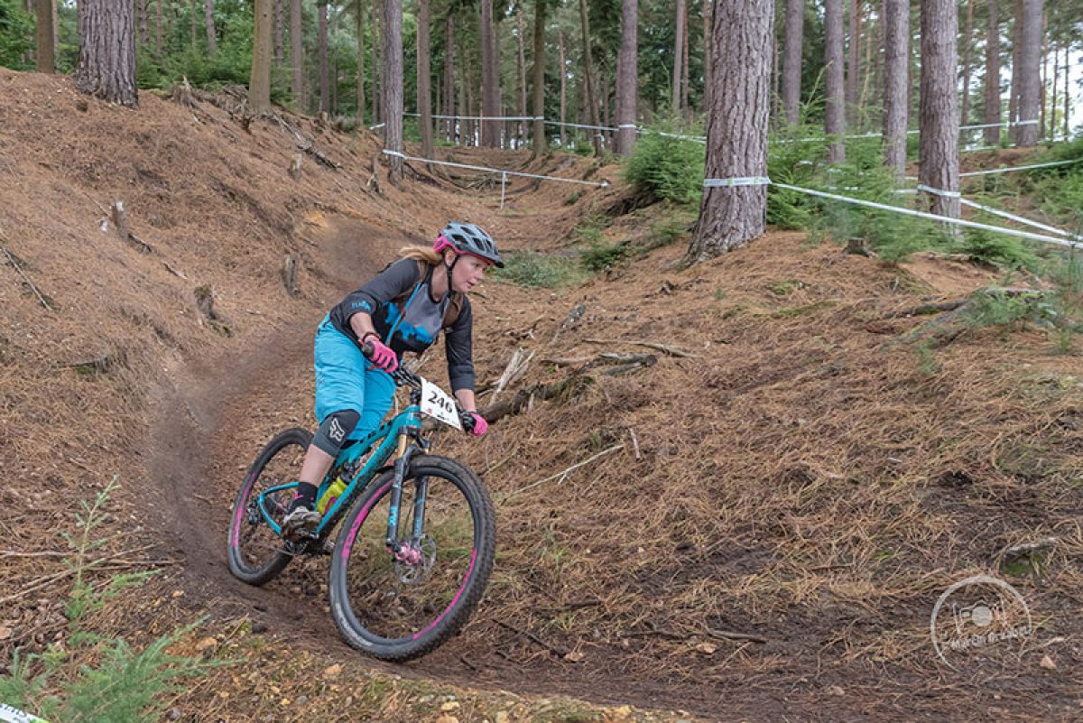 The Fox Head Female Swinduro 2018