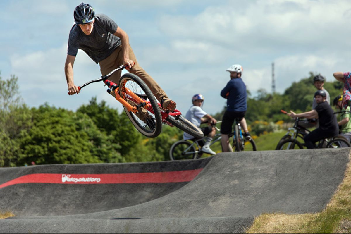 Brendan Fairclough and Kriss Kyle Tear Up Glasgow