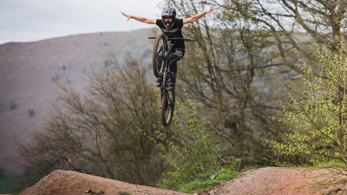 Get some air with style queen Veronique Sandler