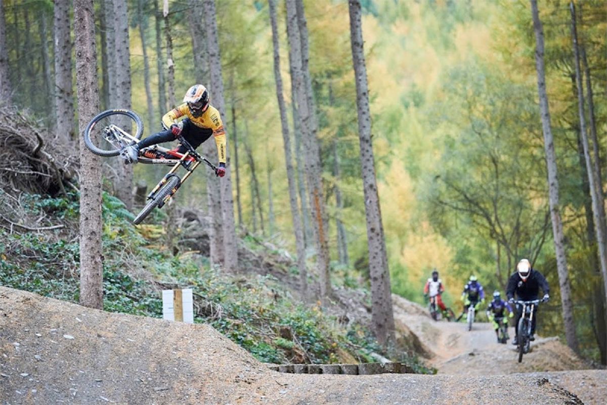 VIDEO: Madison Saracen team experience day at Revolution Bike Park
