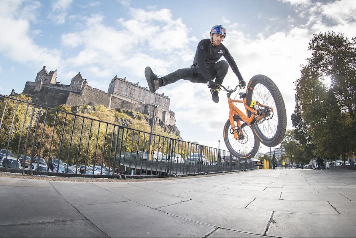 Video: Danny MacAskill vs Danny MacAskill