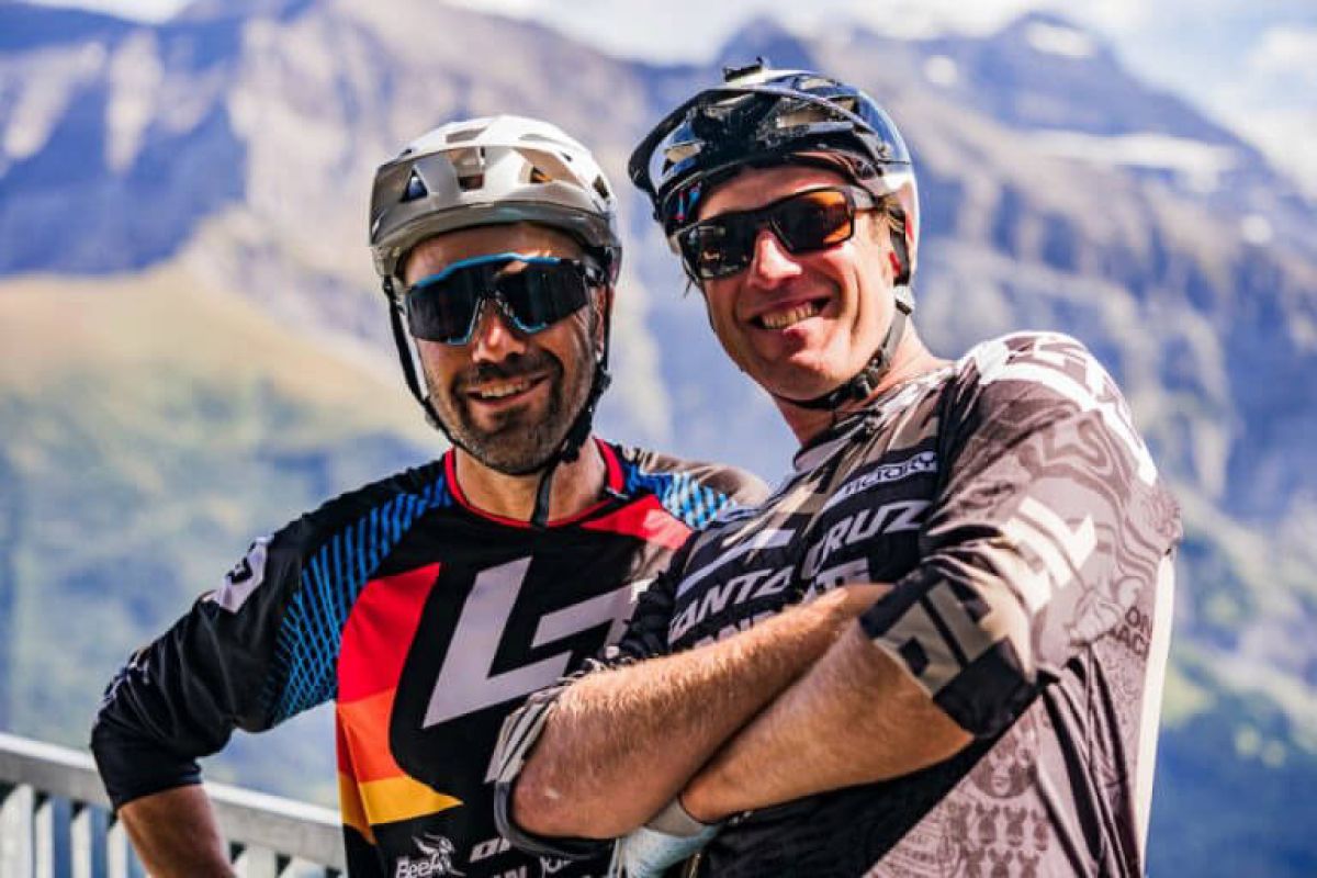 Steve Peat & Nicolas Vouilloz - Unfinished Business