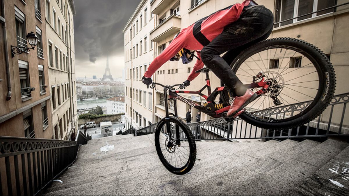 Watch: Urban Freeride Lives 3 - Fabio Wibmer