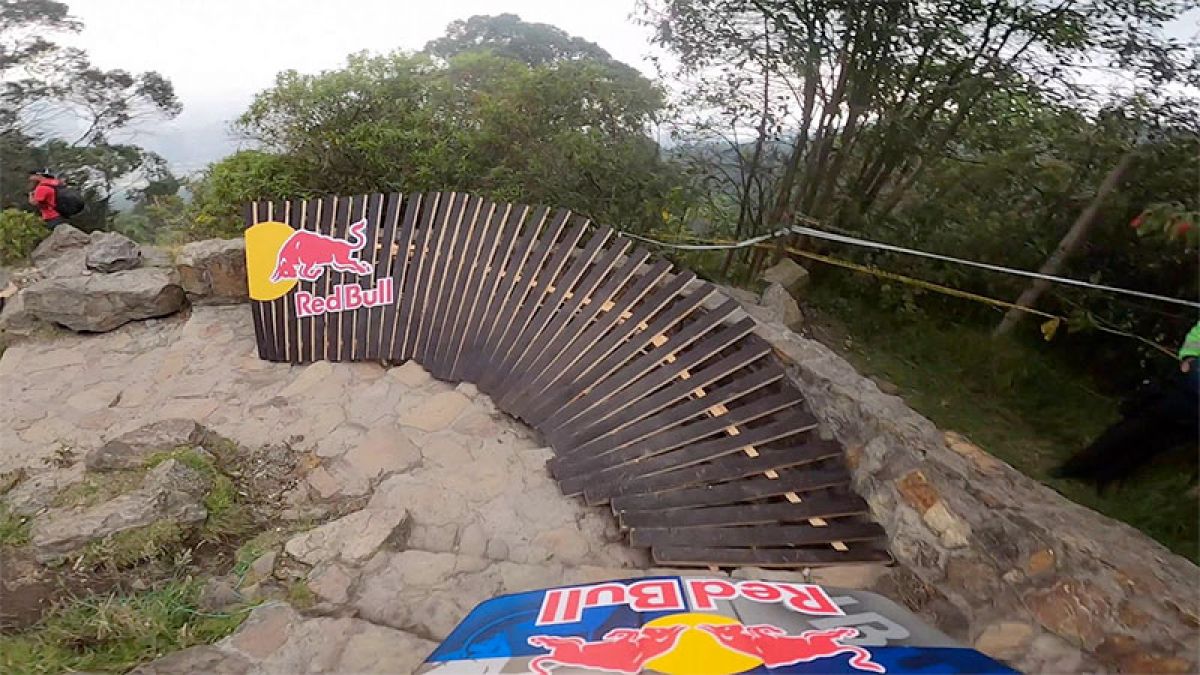 Video: Tomas Slavik's Winning Run on the World's Longest Urban Downhill Track