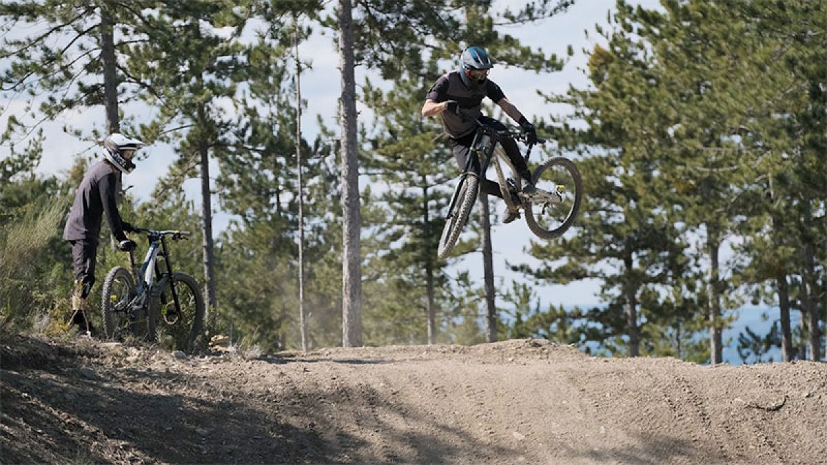Video: Bluegrass partners with the EVO Bike Park