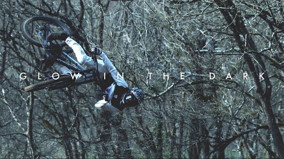 Watch: Glow in the Dark - William Robert