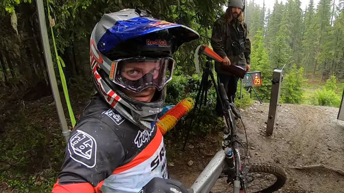 Video: Schladming Laps with Vali Höll