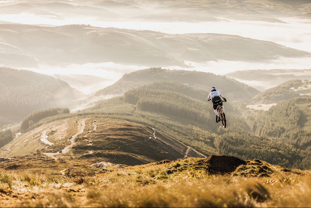 Must Watch: Gee Atherton Rides The Ridgeline