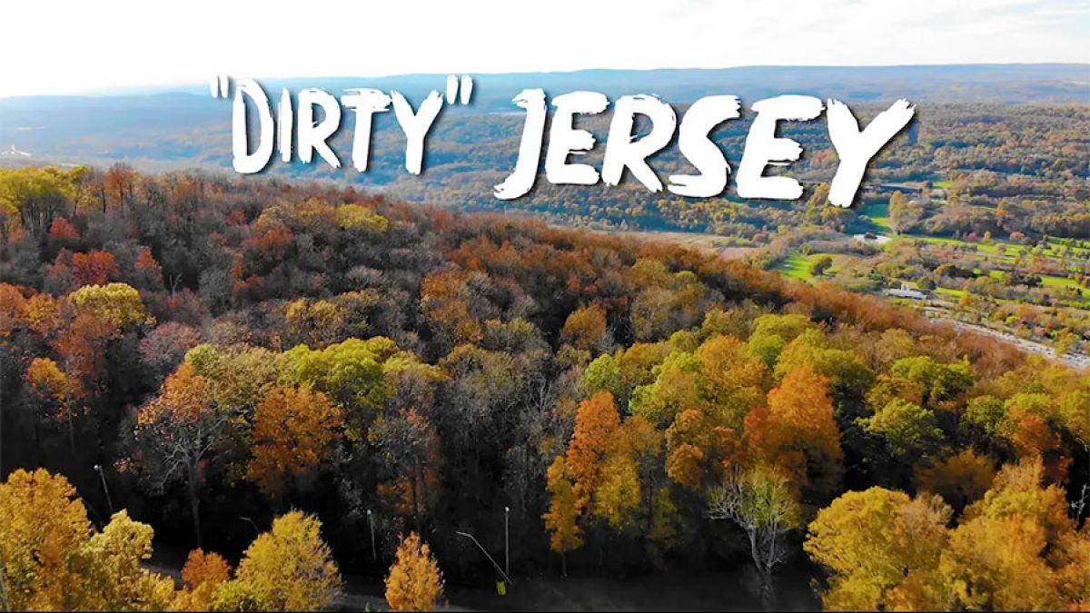Watch: Laura Slavin - Dirty Jersey