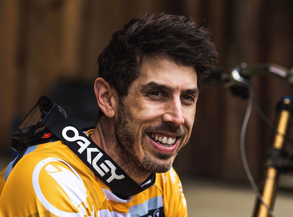 Gee Atherton Airlifted to Hospital after Crash