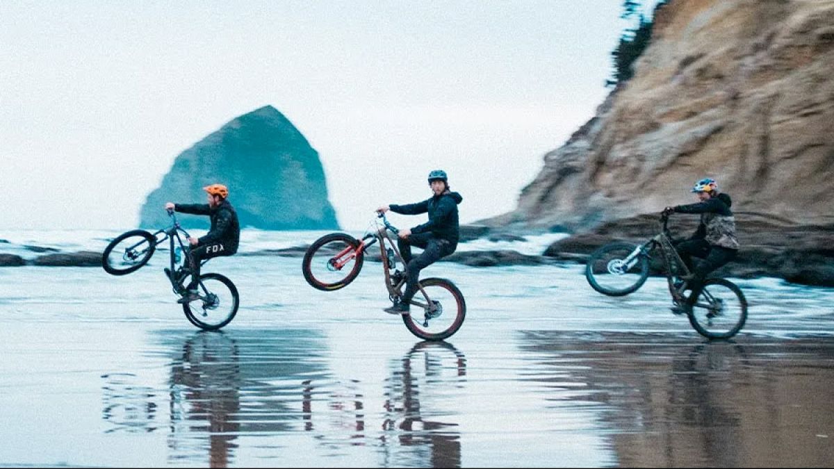 Watch: Scouting the Oregon Coast with Transition Bikes