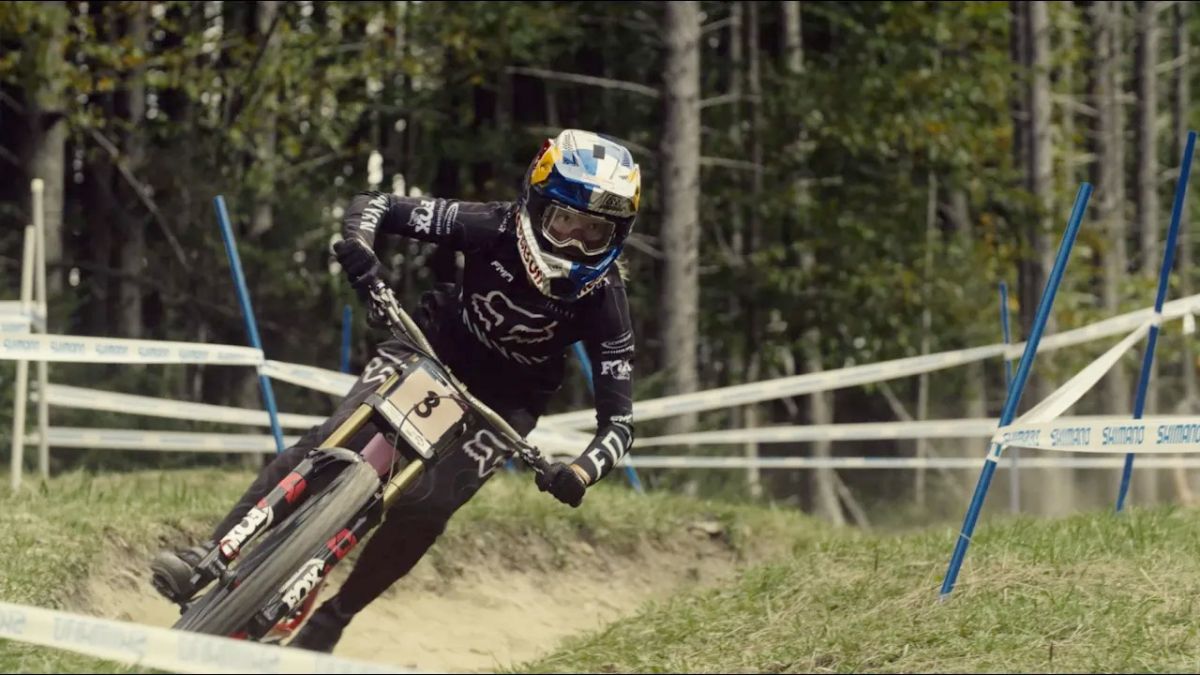 Video: Tahnee Seagrave Unplugged