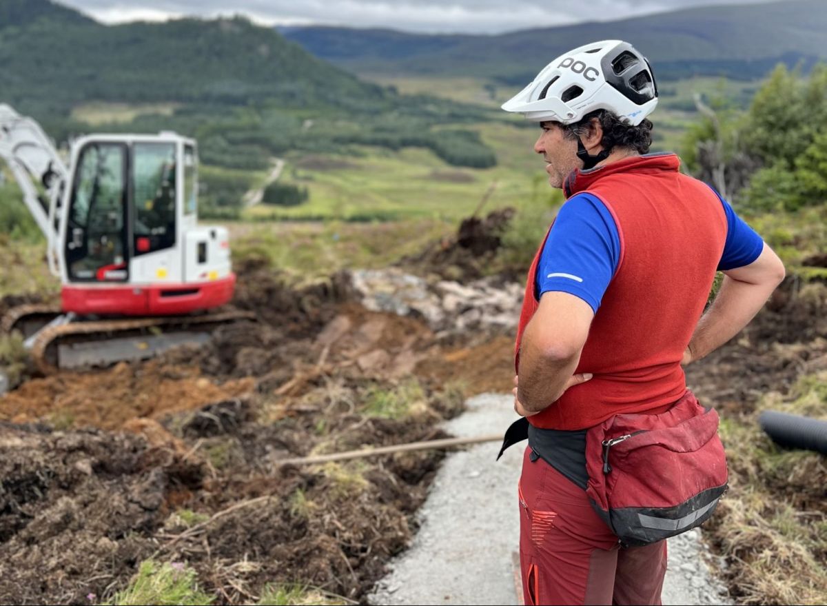 New Blue Trail for Laggan Wolftrax bridges a trail gap