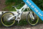 Bike of the Day - Santa Cruz V10
