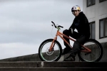 Learn to Bump Hop with Danny MacAskill