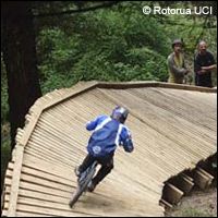 Subaru Oceania Downhill