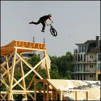 Lance McDermott Qualifies First in Cologne, Germany