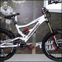 New Morewood Makulu DH with BOS suspension