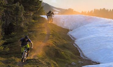 Haruki "Harookz" Noguchi's - Deep Summer Slideshow