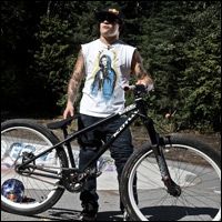 Andreu's brand new signature frame