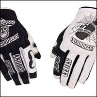 Win a pair of Lacondeguy signature gloves!