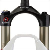 The King of XC Racing gets a Carbon Crown and Steerer - Second Image