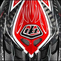 Troy Lee introduces D2 Carbon Shaun Palmer Replica - Second Image