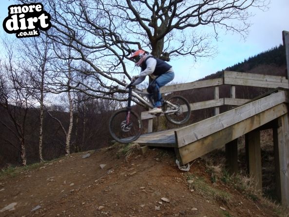 Y Mynydd Downhill - Cwmcarn