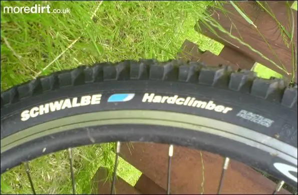 Puncture protection tyres