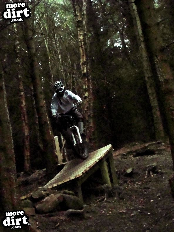 Warren Boulder Trail - Stainburn Forest