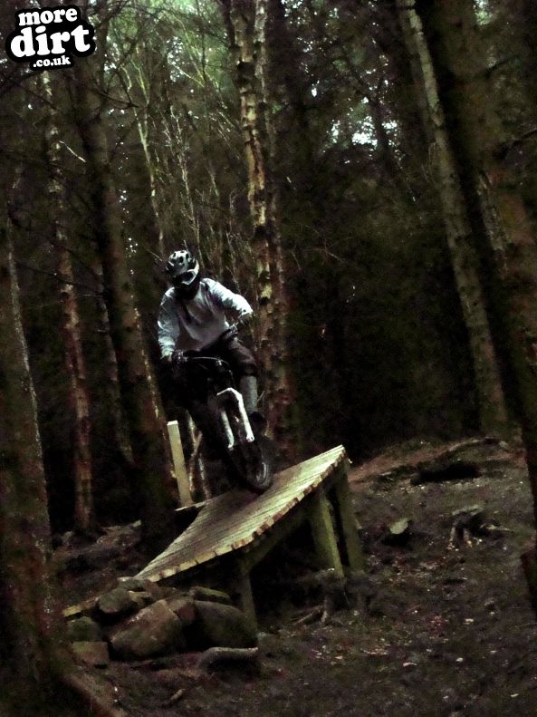 Warren Boulder Trail - Stainburn Forest
