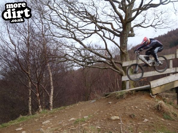 Y Mynydd Downhill - Cwmcarn