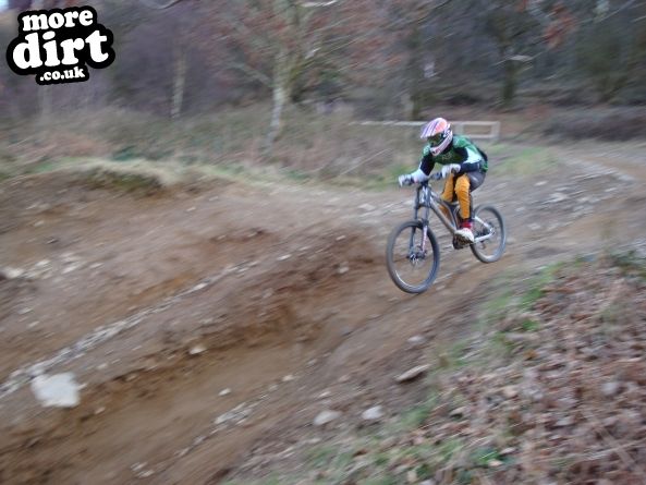 Y Mynydd Downhill - Cwmcarn