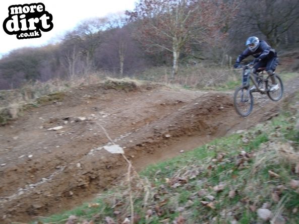 Y Mynydd Downhill - Cwmcarn
