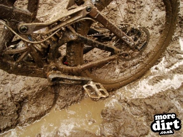 more dirt, more mud, more fun :)