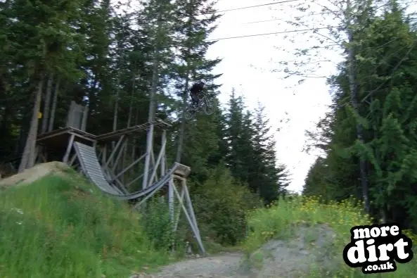 no hander over the roadgap, its closed all year ap