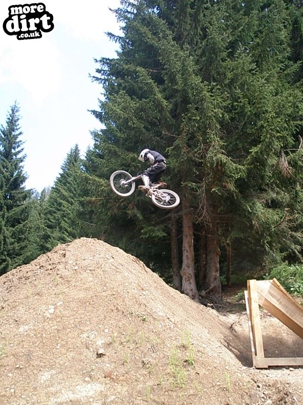 wooden kicker just off the 