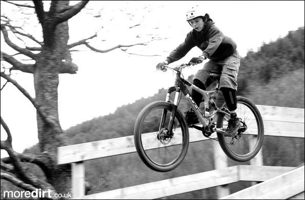 Y Mynydd Downhill - Cwmcarn