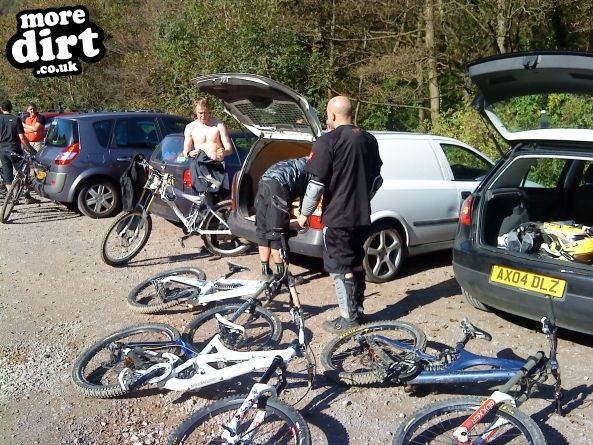 Y Mynydd Downhill - Cwmcarn