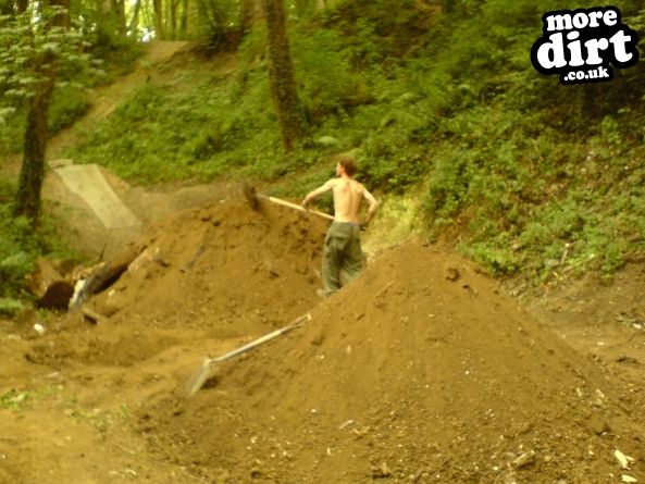 Raffe hard at it,he was still diggin when i left