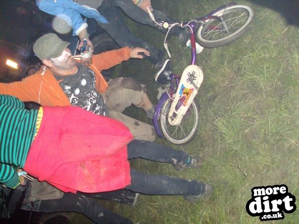 Radical, wasted, kids bike, Zombie car drop off