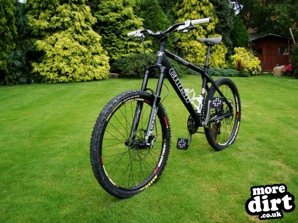 My Crush with a new set of Maxxis HighRoller semi-