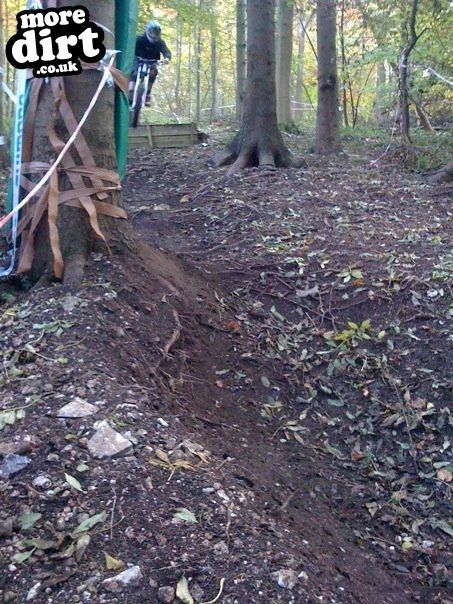 Root Canal DH Trail - Aston Hill