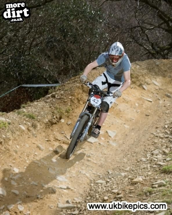 Y Mynydd Downhill - Cwmcarn