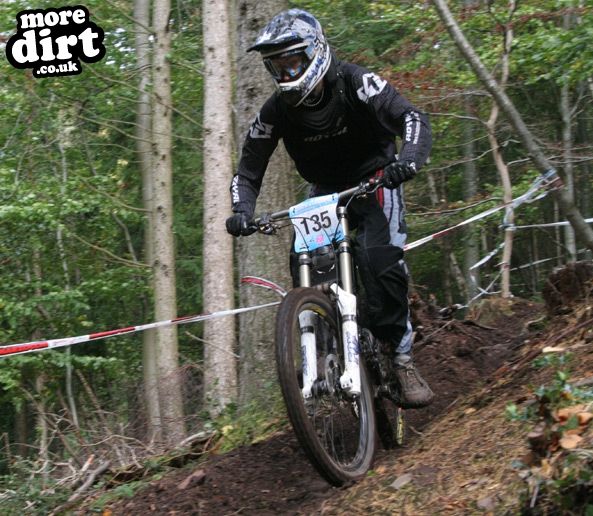 Kustom Bikes Winter Series 09 Round 1 - Avill Ball