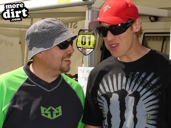 Chatting with a riding god! nice fella.