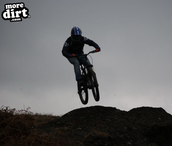 Superwol shreding up Carlton Jump spot