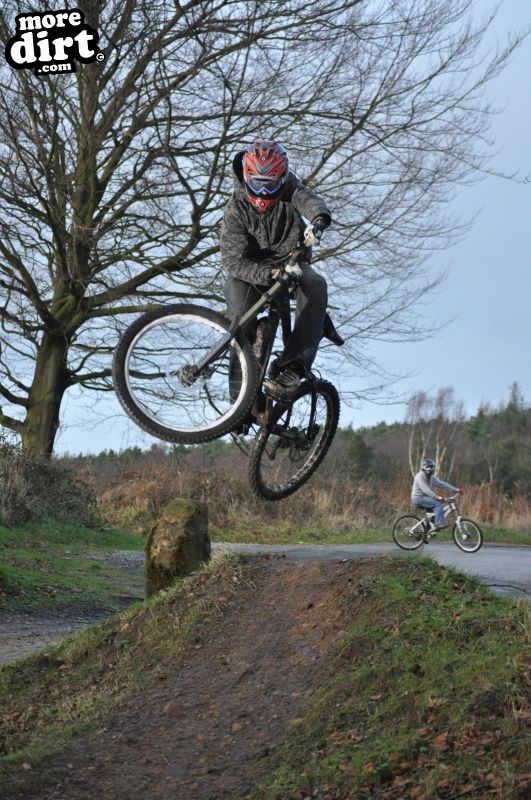 Warren Boulder Trail - Stainburn Forest