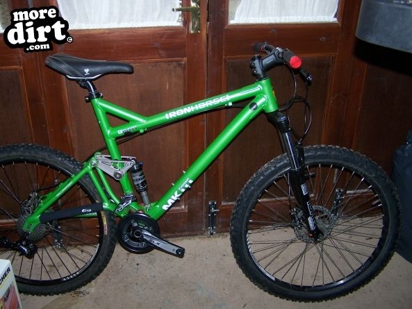 Iron Horse MKIII frame
Slx crankset
Deore rear m