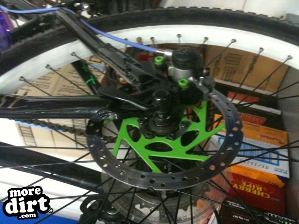 i got a bit bored of just normal rotors
can of sp